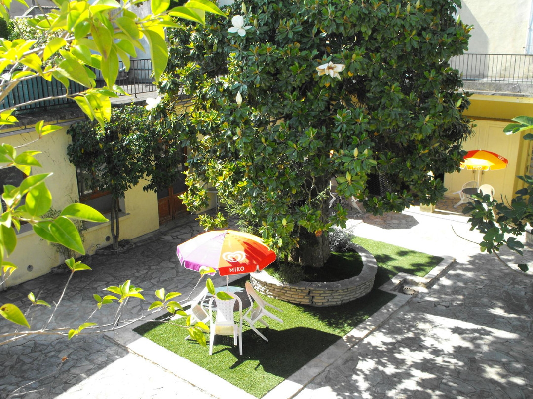 Port Sainte Foy et Ponchapt酒店住宿-Grand Hotel