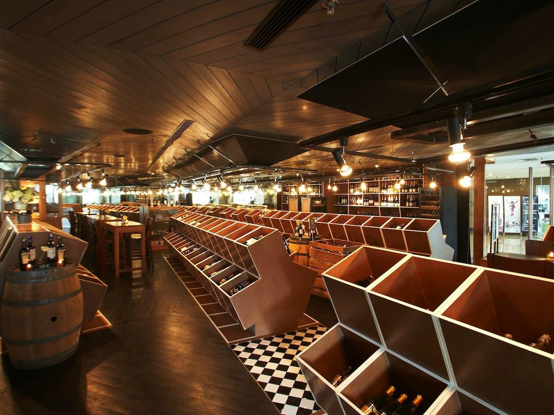 Cork & Screw Pacific Place