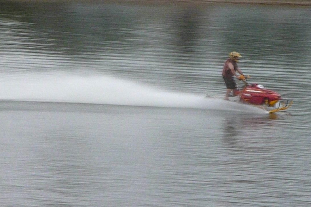 Catfish Bay Water Ski Park - Greatest Show on H2O-苏福尔斯必去景点