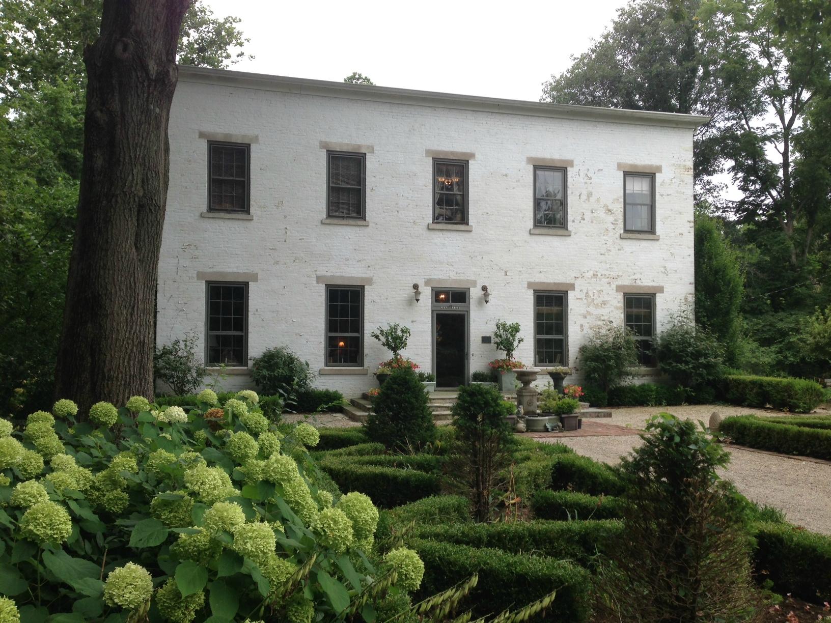 Yountsville Mill-Inn & Garden-浴室