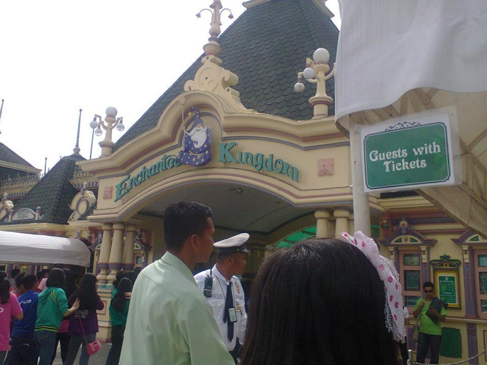 Enchanted Kingdom-圣罗莎必去景点