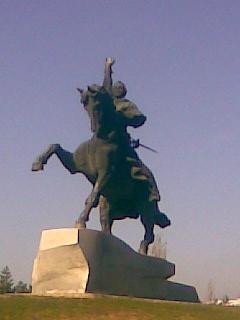 The Suvorov Monument-Tiraspol必去景点