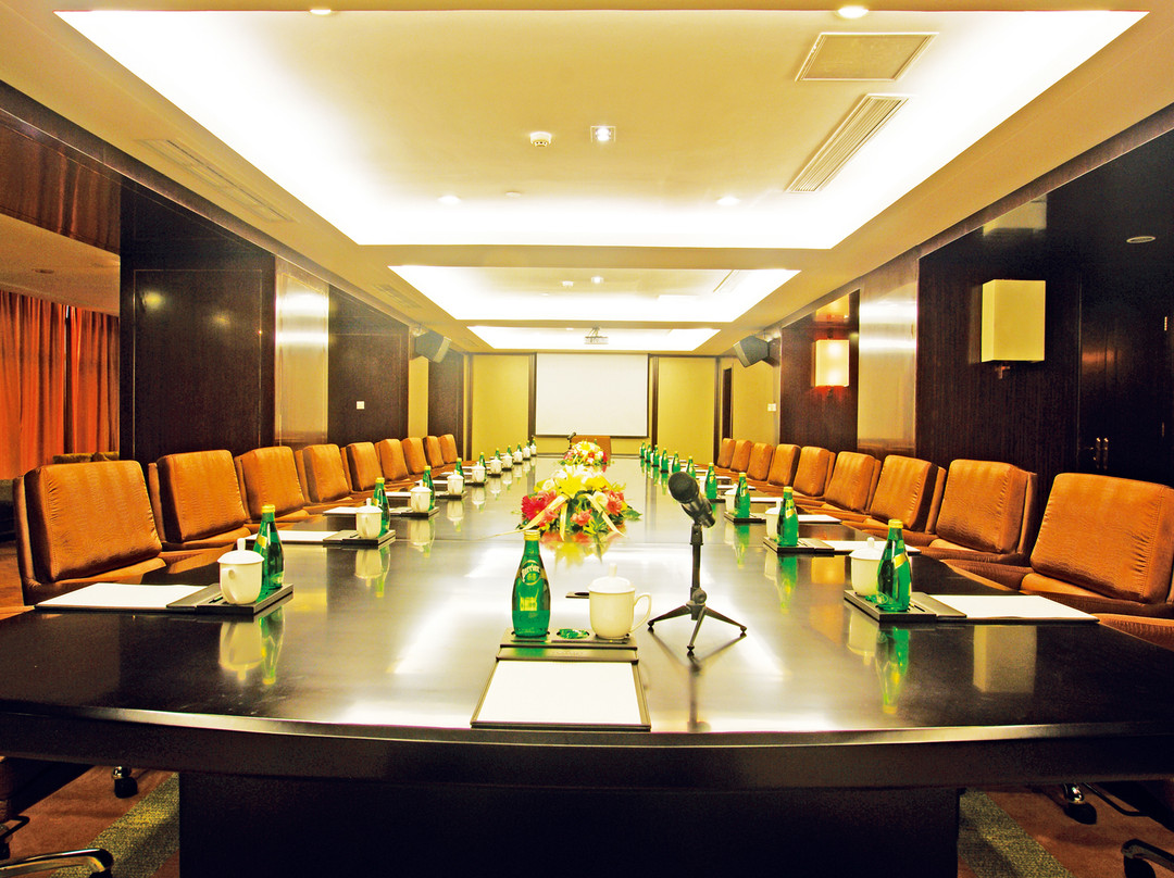 芜湖新百金陵大酒店主图