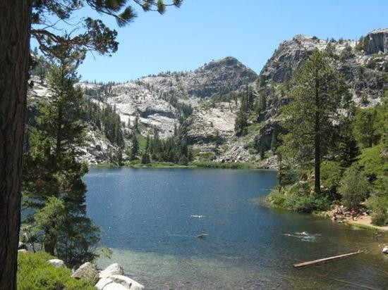 Eagle Falls Trail-塔霍城必去景点