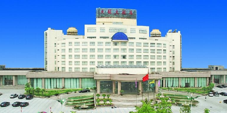 天龙大酒店主图