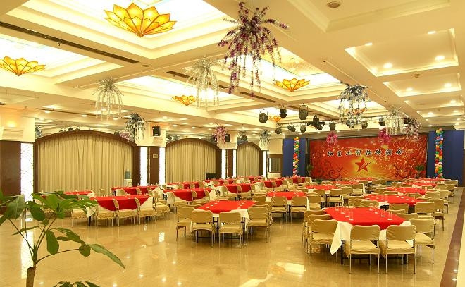 阳光大酒店主图