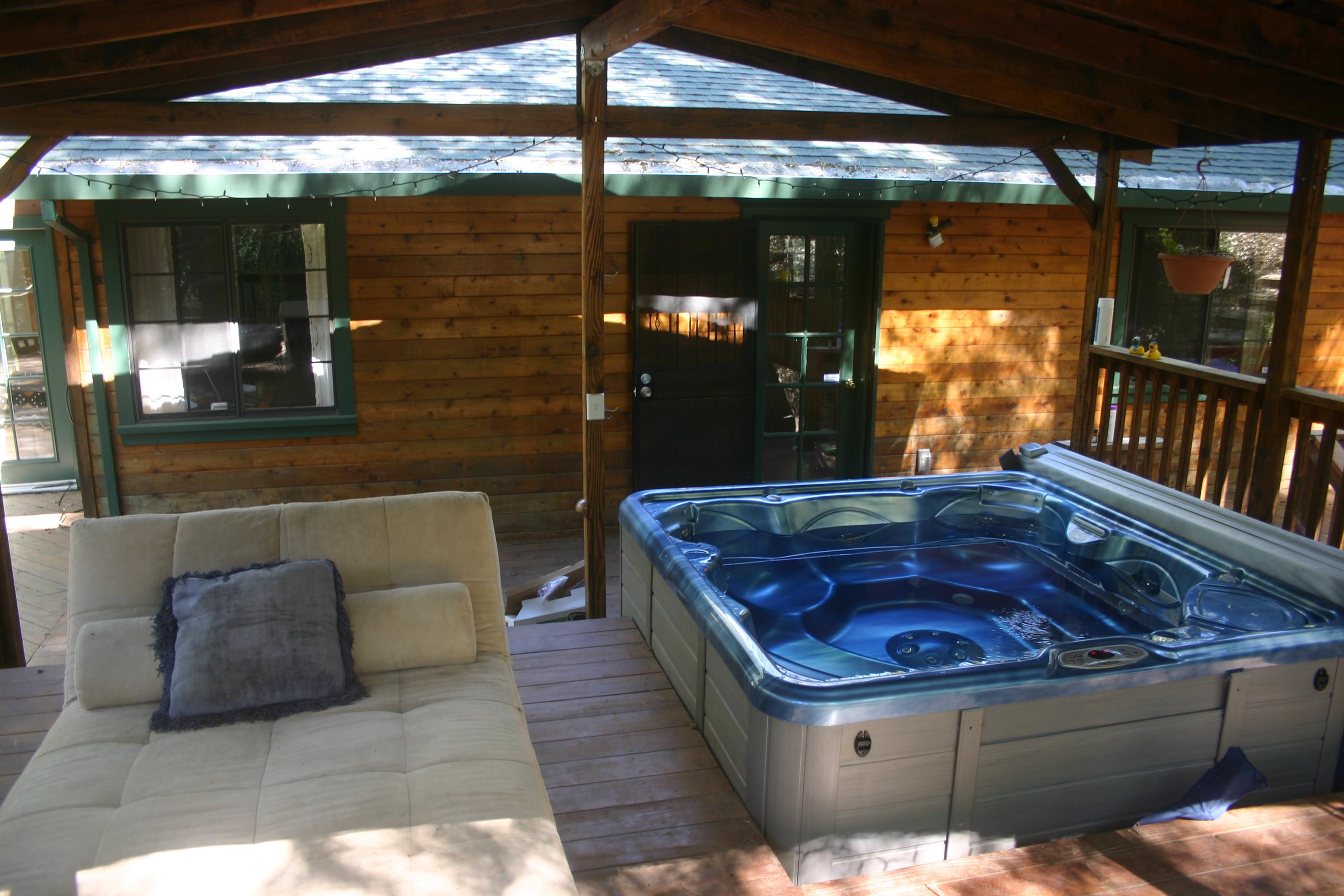 Sacred Springs Retreat and B&B-浴室