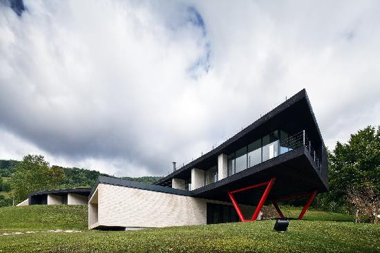 Tesila酒店住宿-彭逊阿特拉朵塔纳旅馆