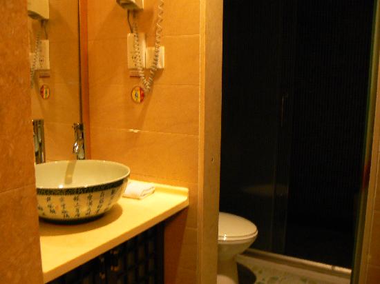 卡尔漫酒店-浴室