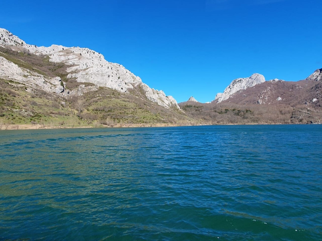 Riaño en Barco SL景点图片