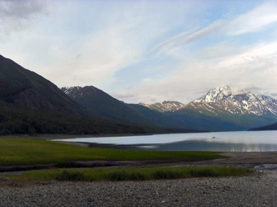 伊克卢特纳湖-安克雷奇必去景点