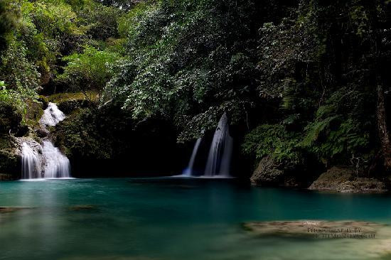 嘉华山瀑布-Badian必去景点
