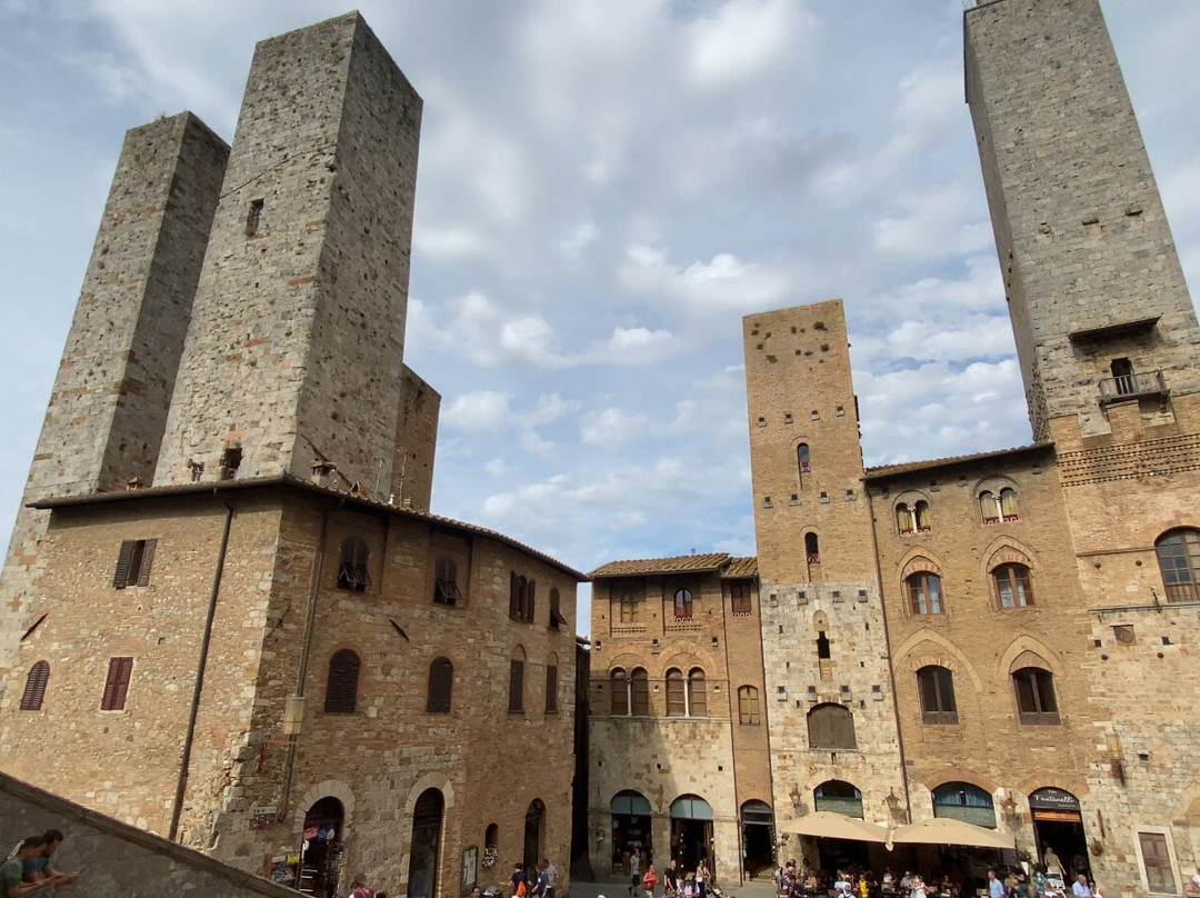 Piazza del Duomo-圣吉米尼亚诺必去景点