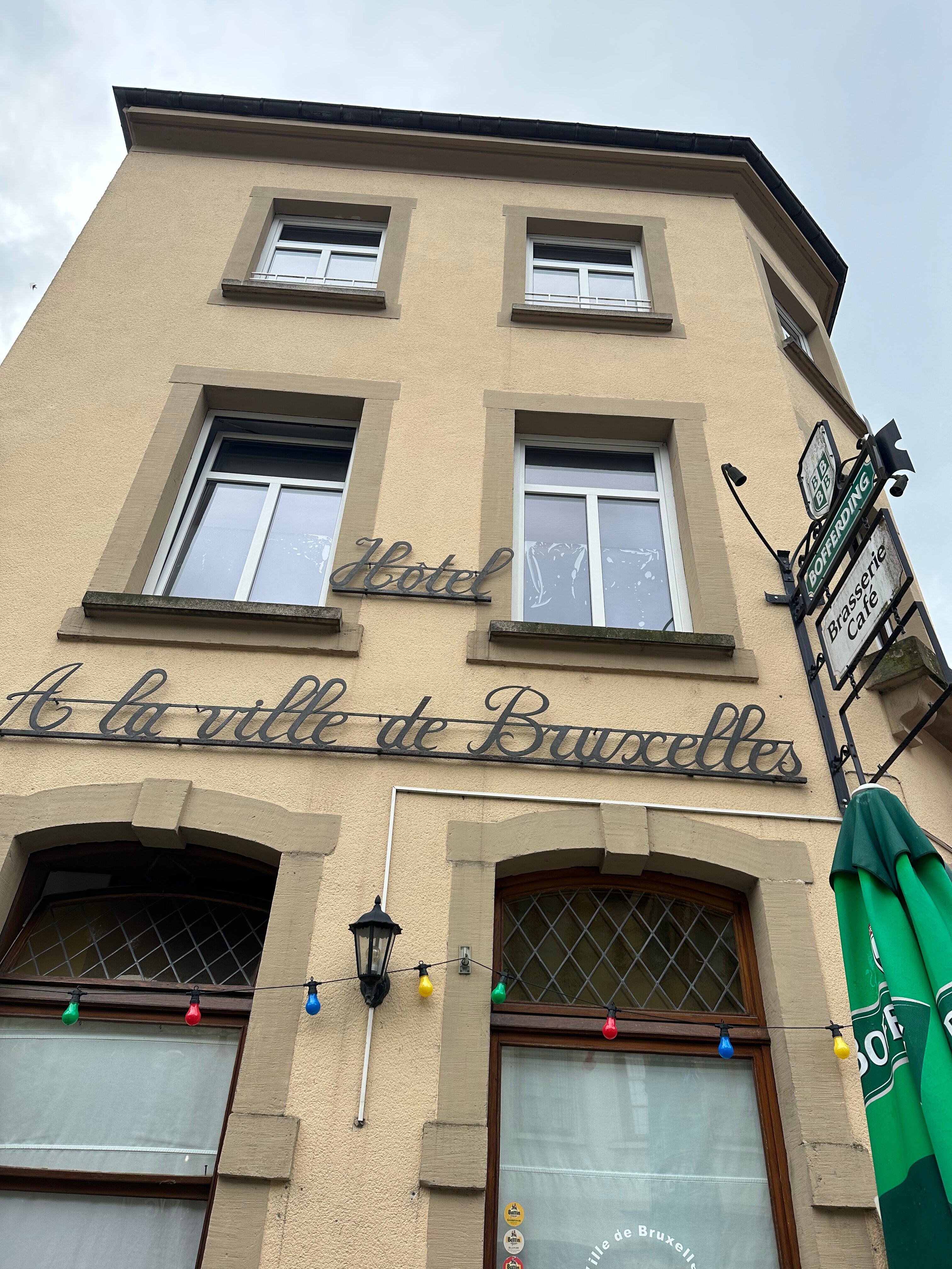 Cafe Hotel de Ville de Bruxelles-官方