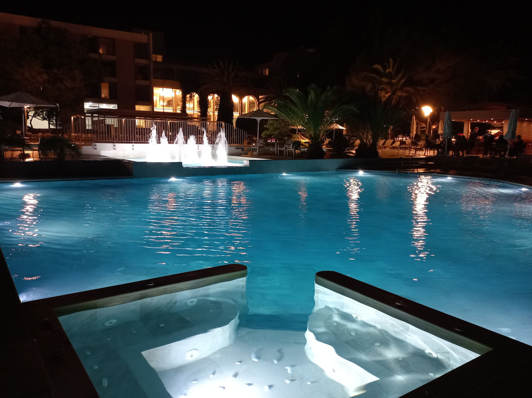 Caravia Beach Hotel & Bungalows主图