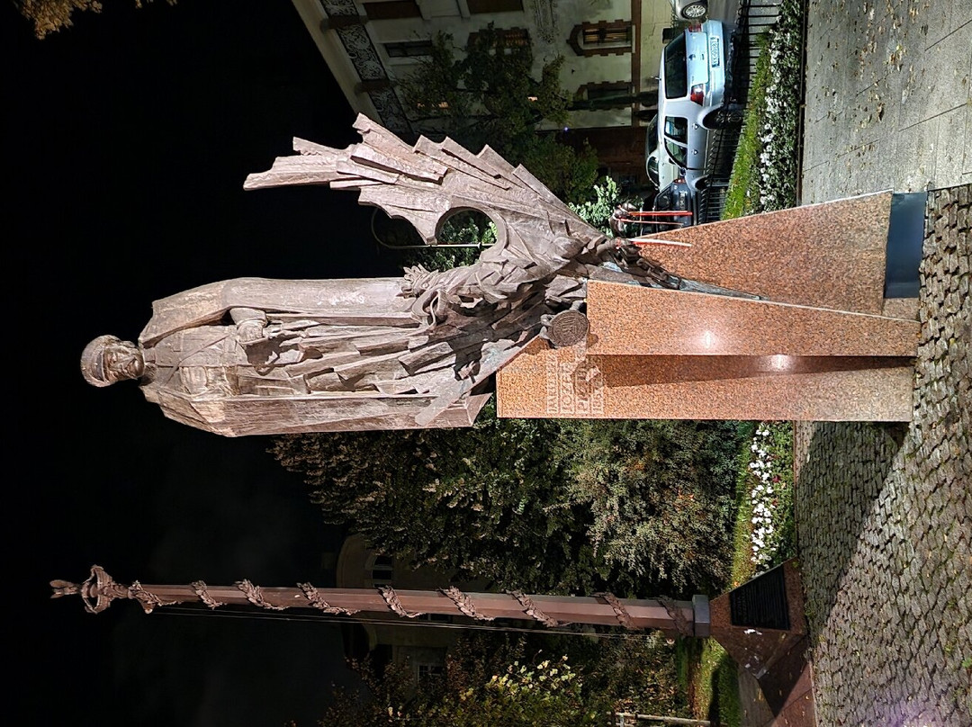 Jozef Pilsudski Statue-克拉科夫必去景点