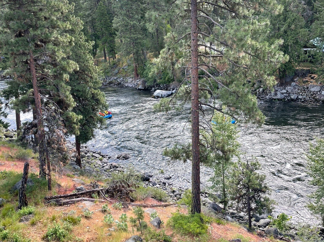 Alpine Rivers Inn主图