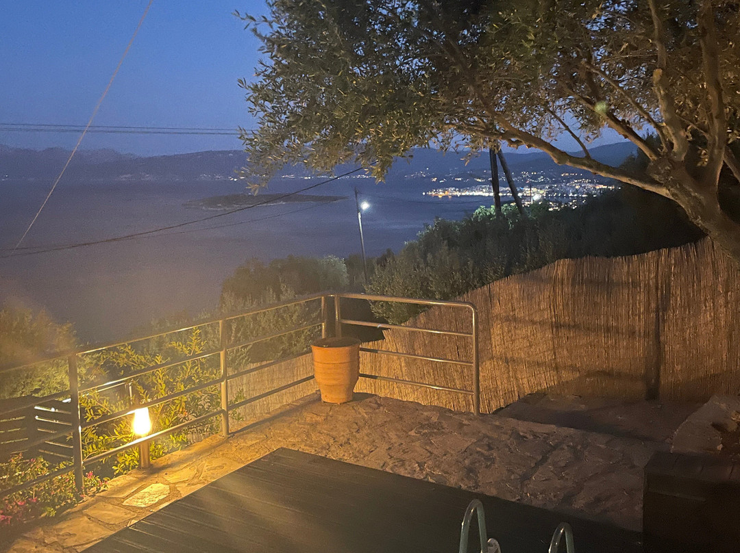 Halcyon Panorama Villas主图