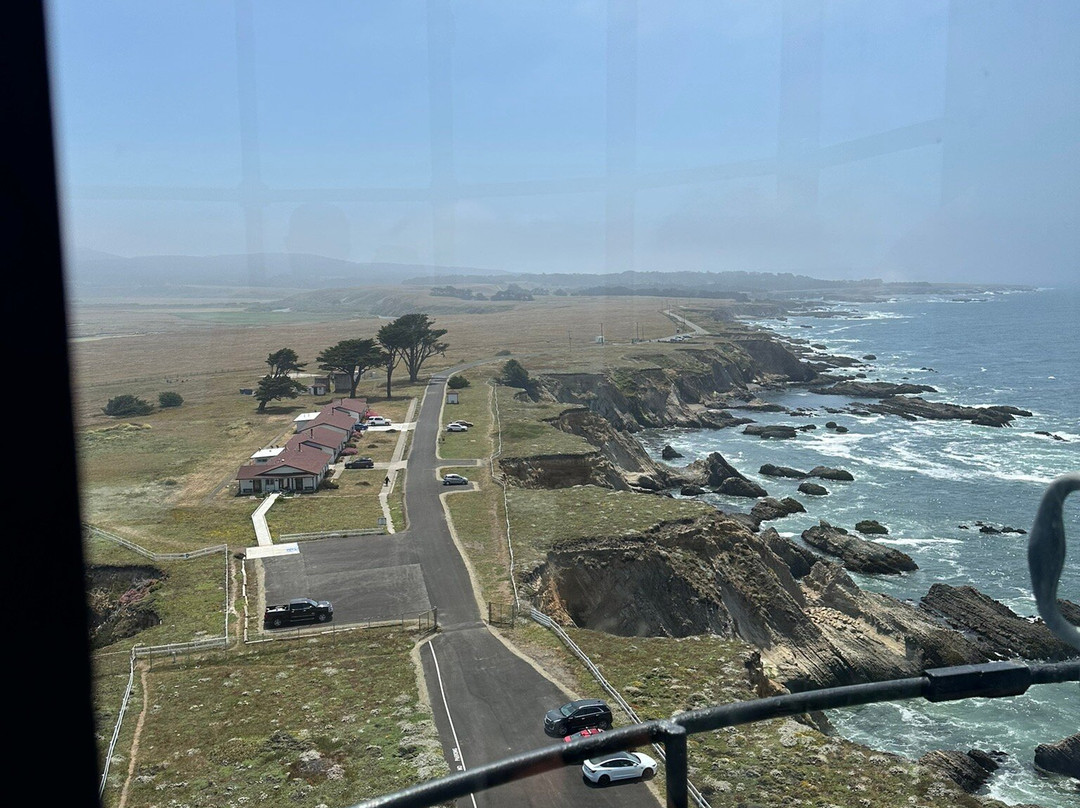 Point Arena Lighthouse景点图片