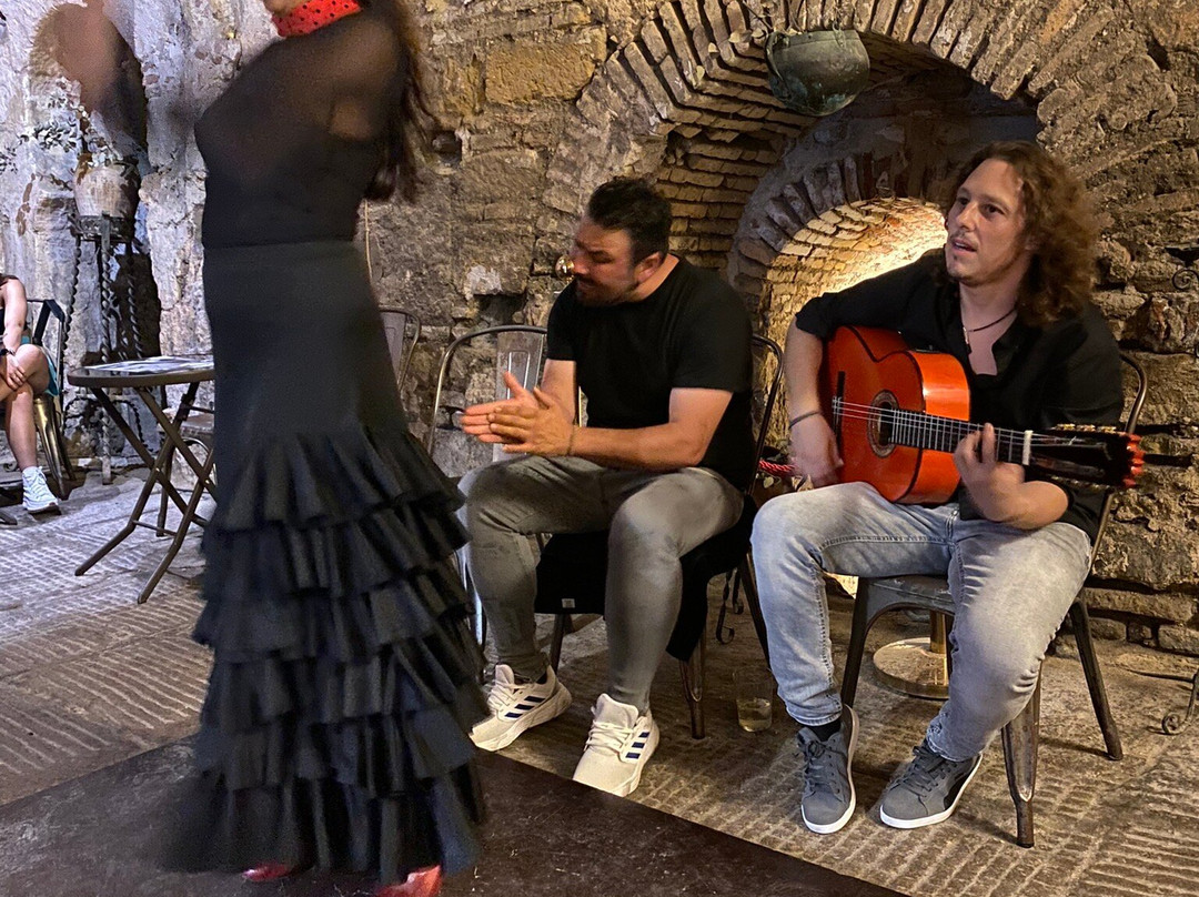 Baños Árabes De Santa María景点图片