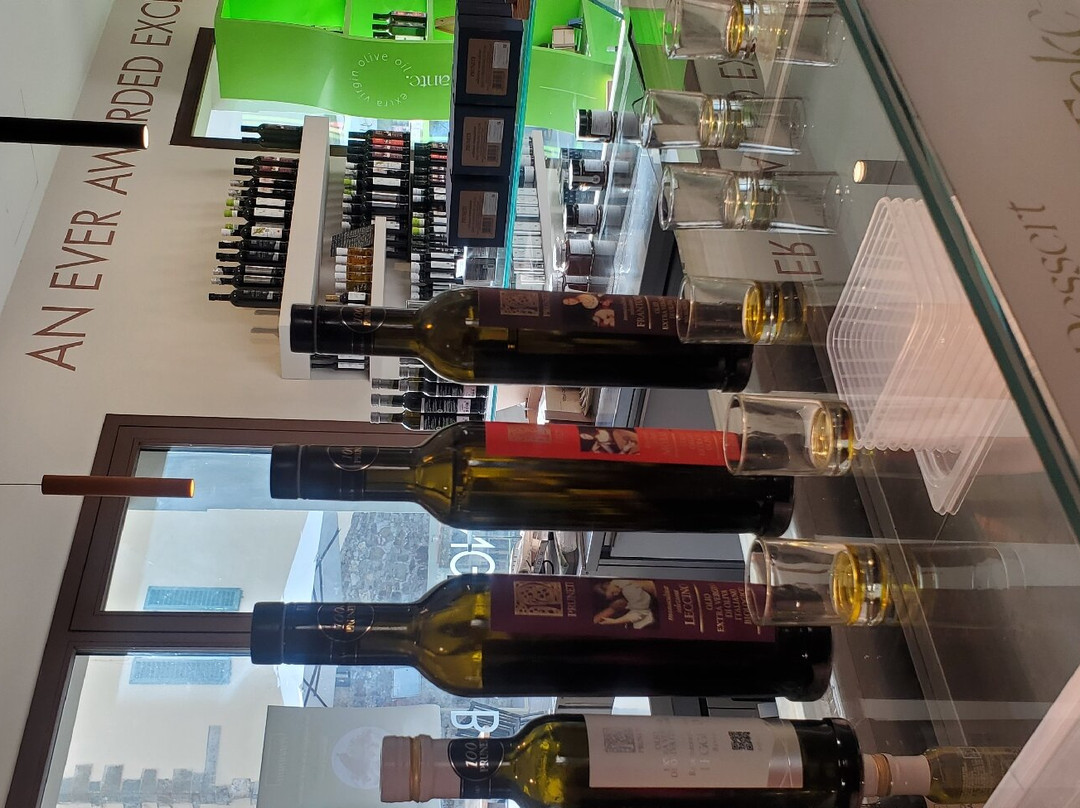 Pruneti Extra Gallery-格雷韦伊恩基亚恩蒂必去景点