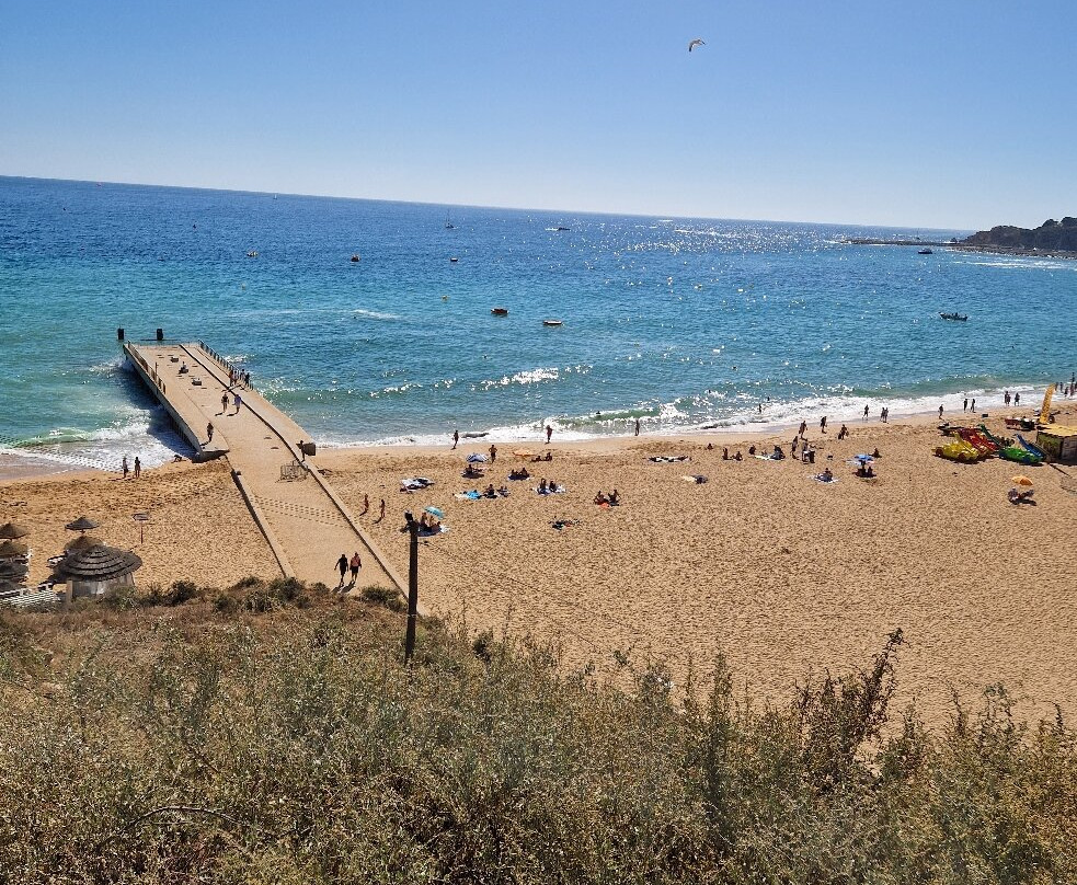 Praia dos Pescadores-阿尔布赞拉必去景点