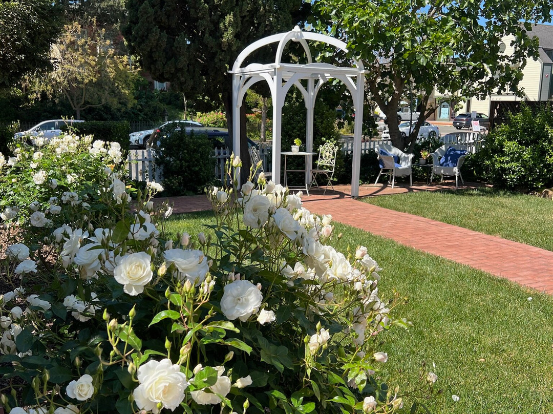 The Inn at Benicia Bay主图