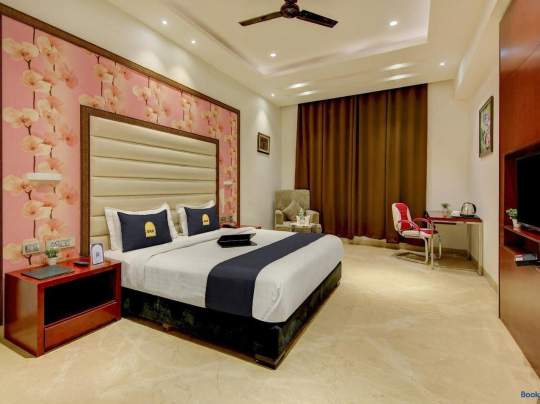 Townhouse OAK Hotel C Pearls