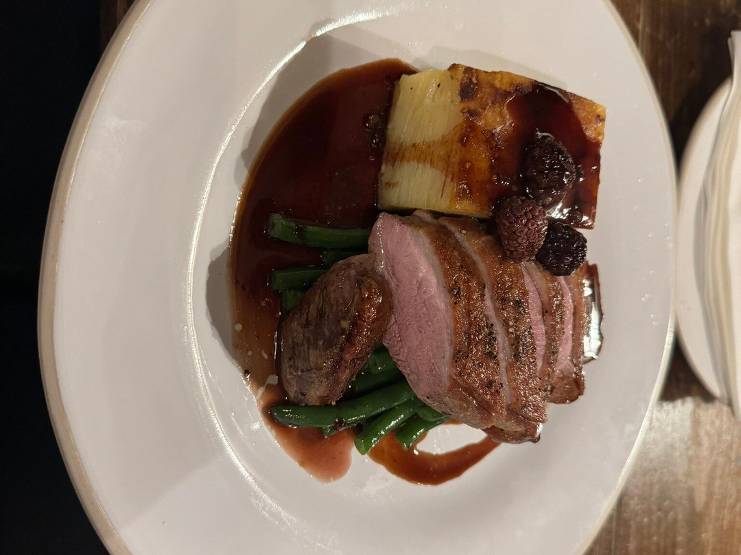 The Crown Inn Hotel主图