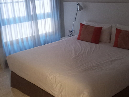 Habitat Center Los Girasoles主图