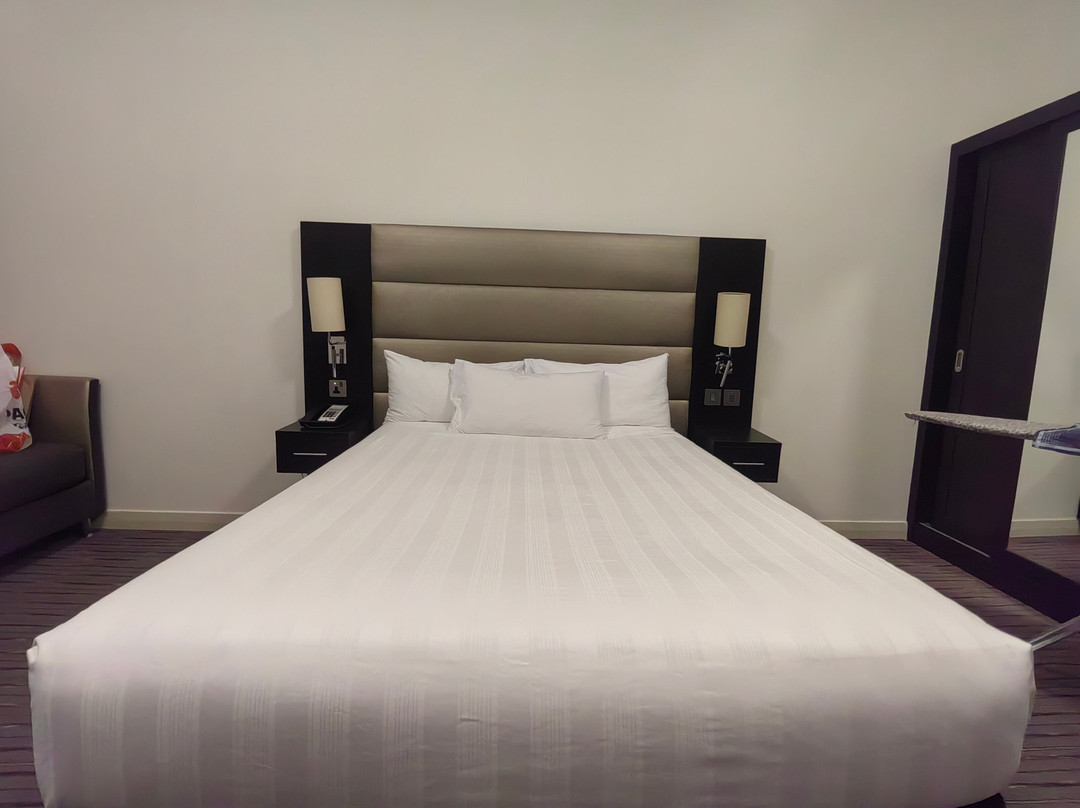 Premier Inn Dubai Ibn Battuta Mall主图