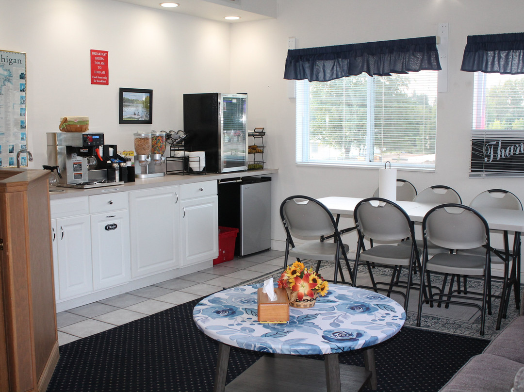 American Host Inn主图