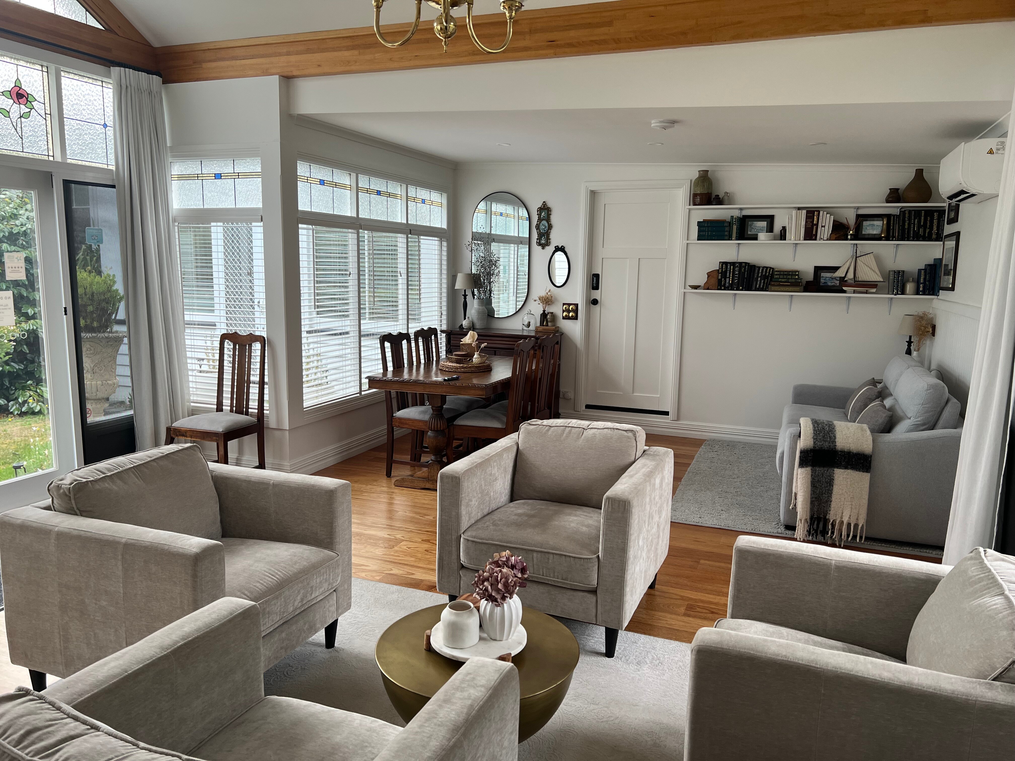 Walton House-官方