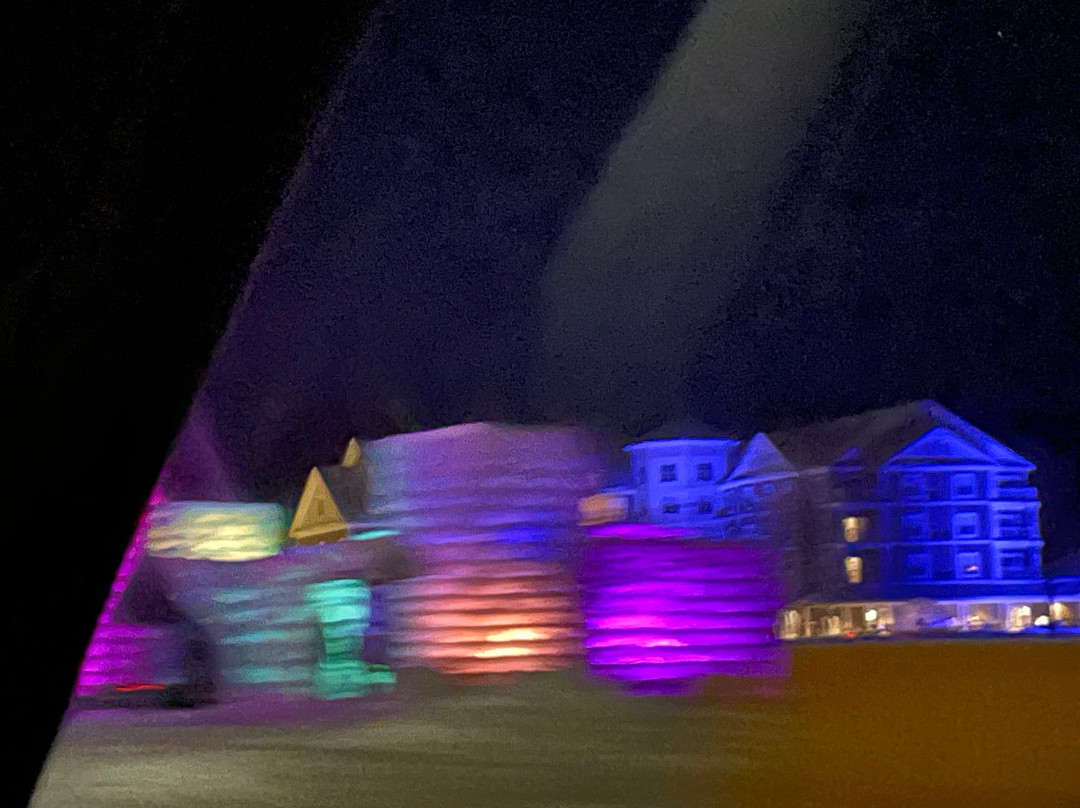 Saraplacid Inn & Suites主图