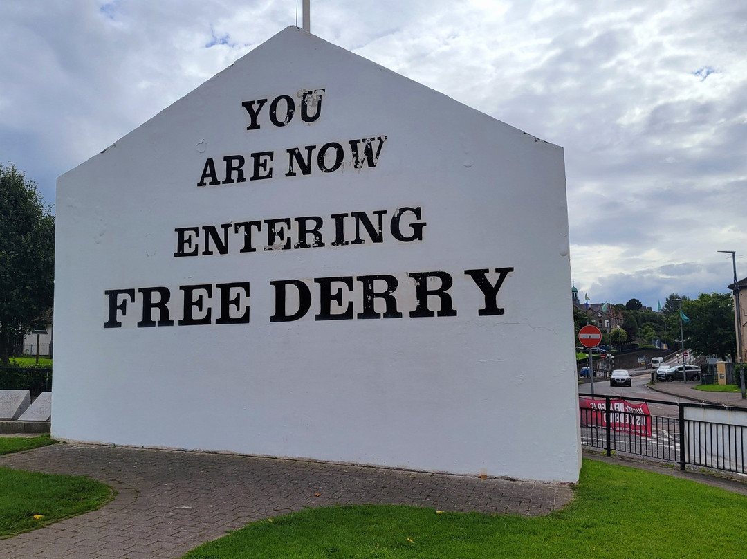 Free Derry Corner-德里必去景点
