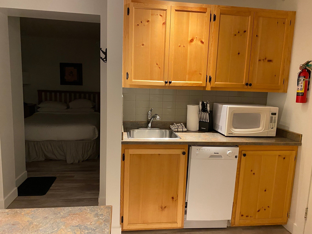 Vance Creek Hotel & Conference Centre主图