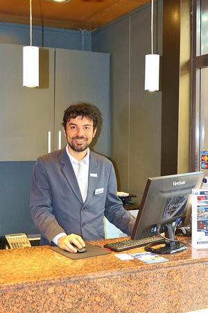 加泰罗尼亚卡斯泰尔奴酒店主图