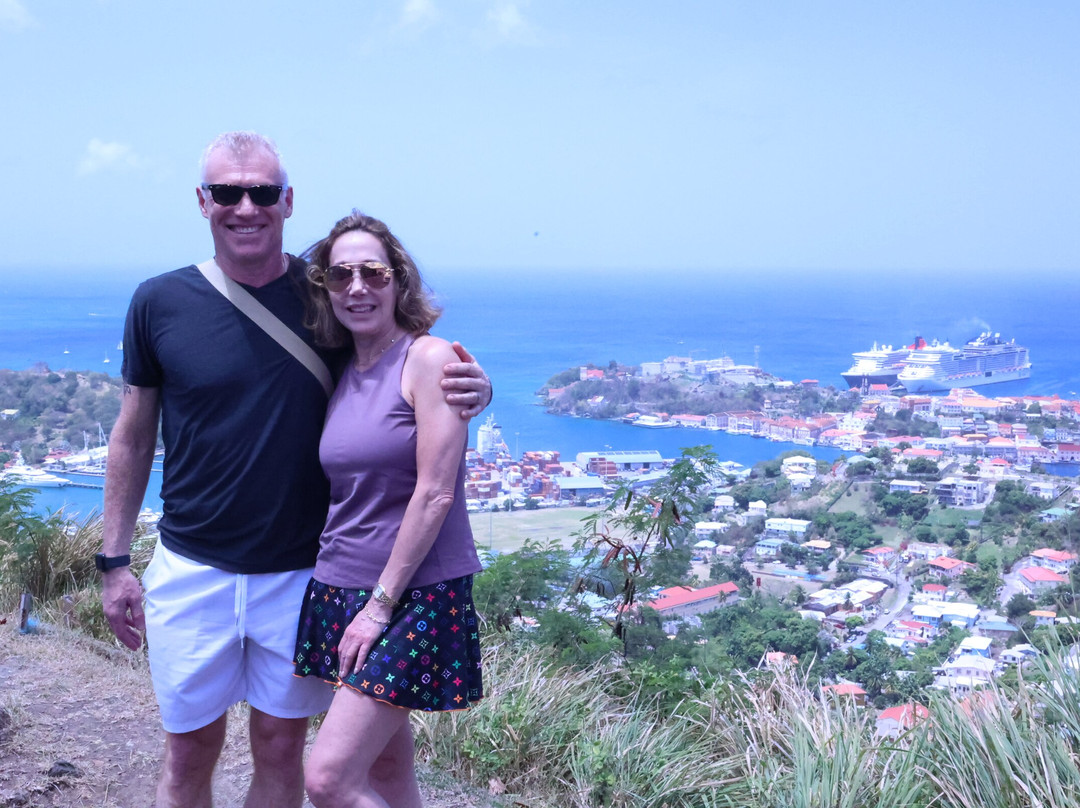 A Sweet Grenada Tours & Taxi景点图片