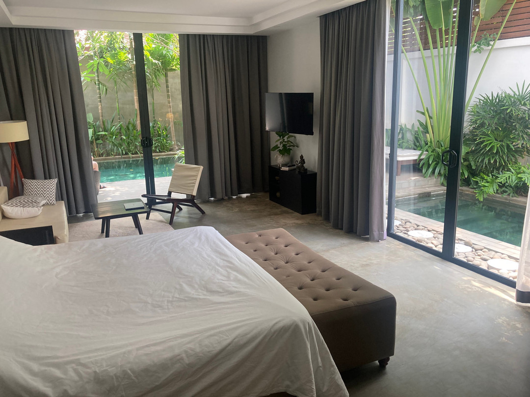 Eightfold Urban Resort主图