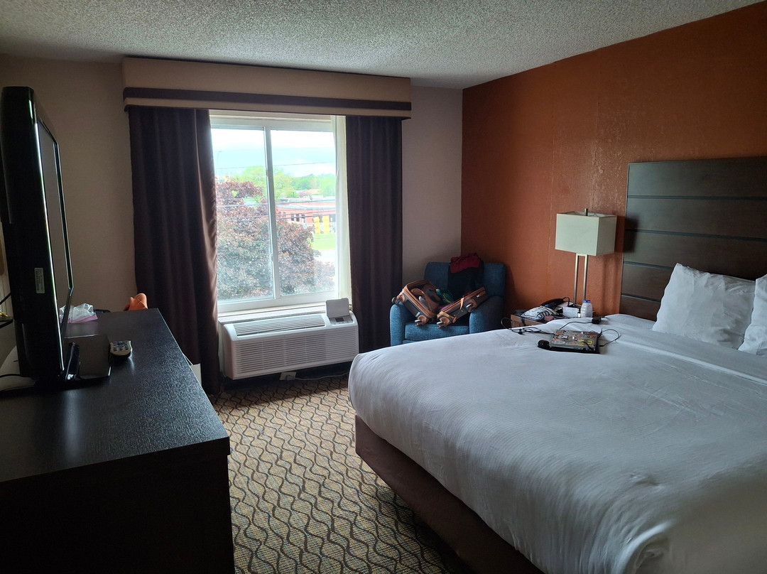 Baymont by Wyndham Madison Heights Detroit Area主图