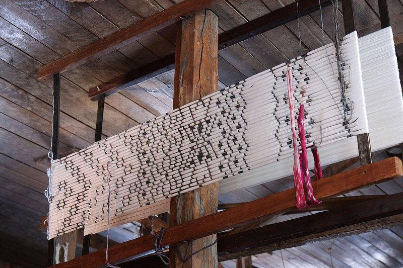 Khit Sunn Yin Lotus, Silk and Cotton Hand Weaving Centre-东枝必去景点