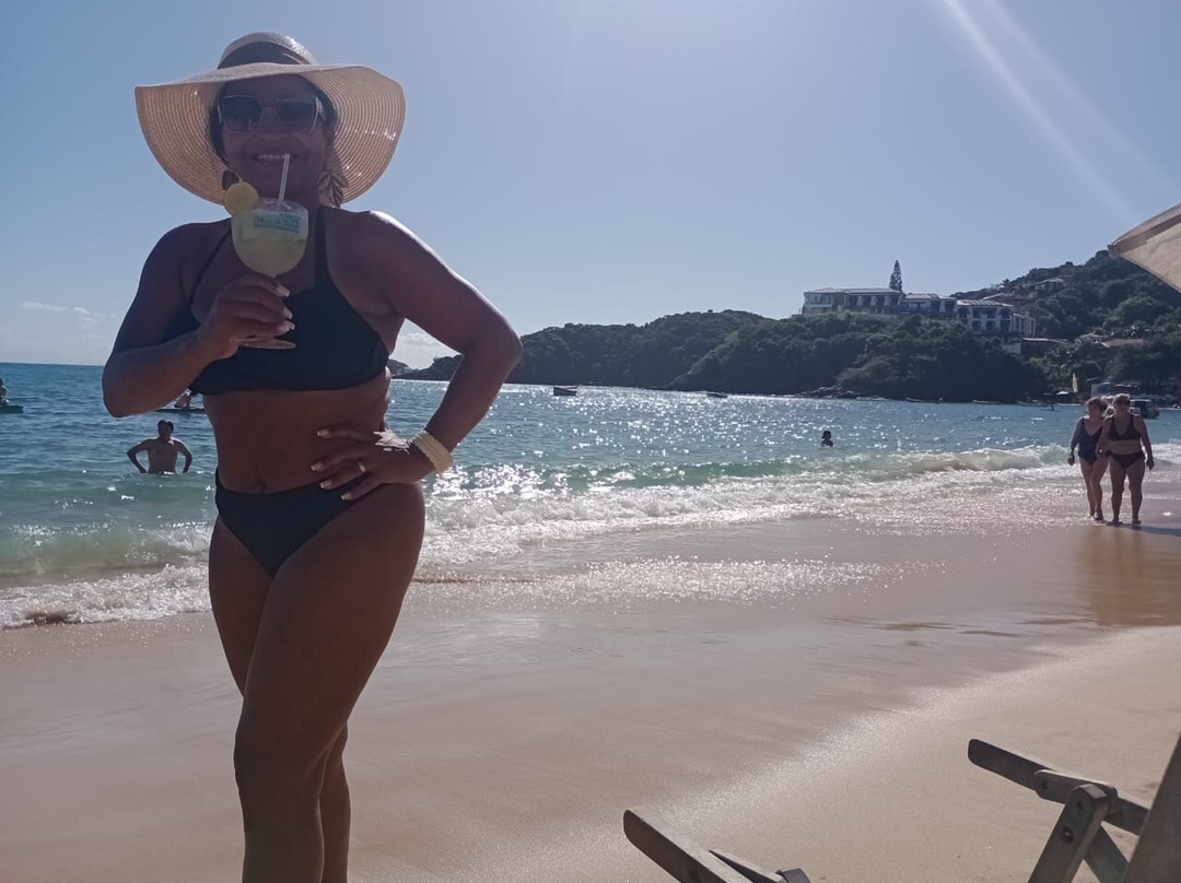 Praia de Pitangueiras-瓜鲁雅必去景点