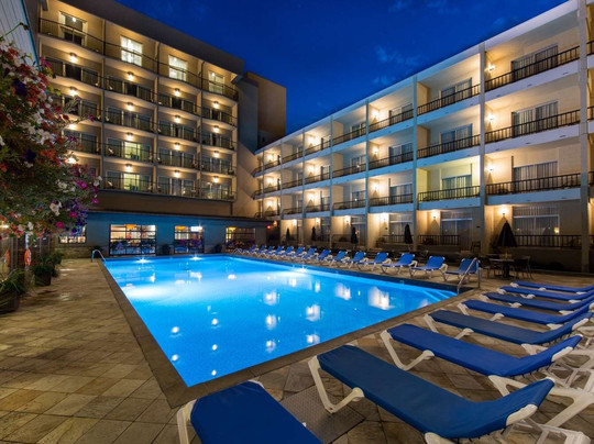 卡普里海岸酒店