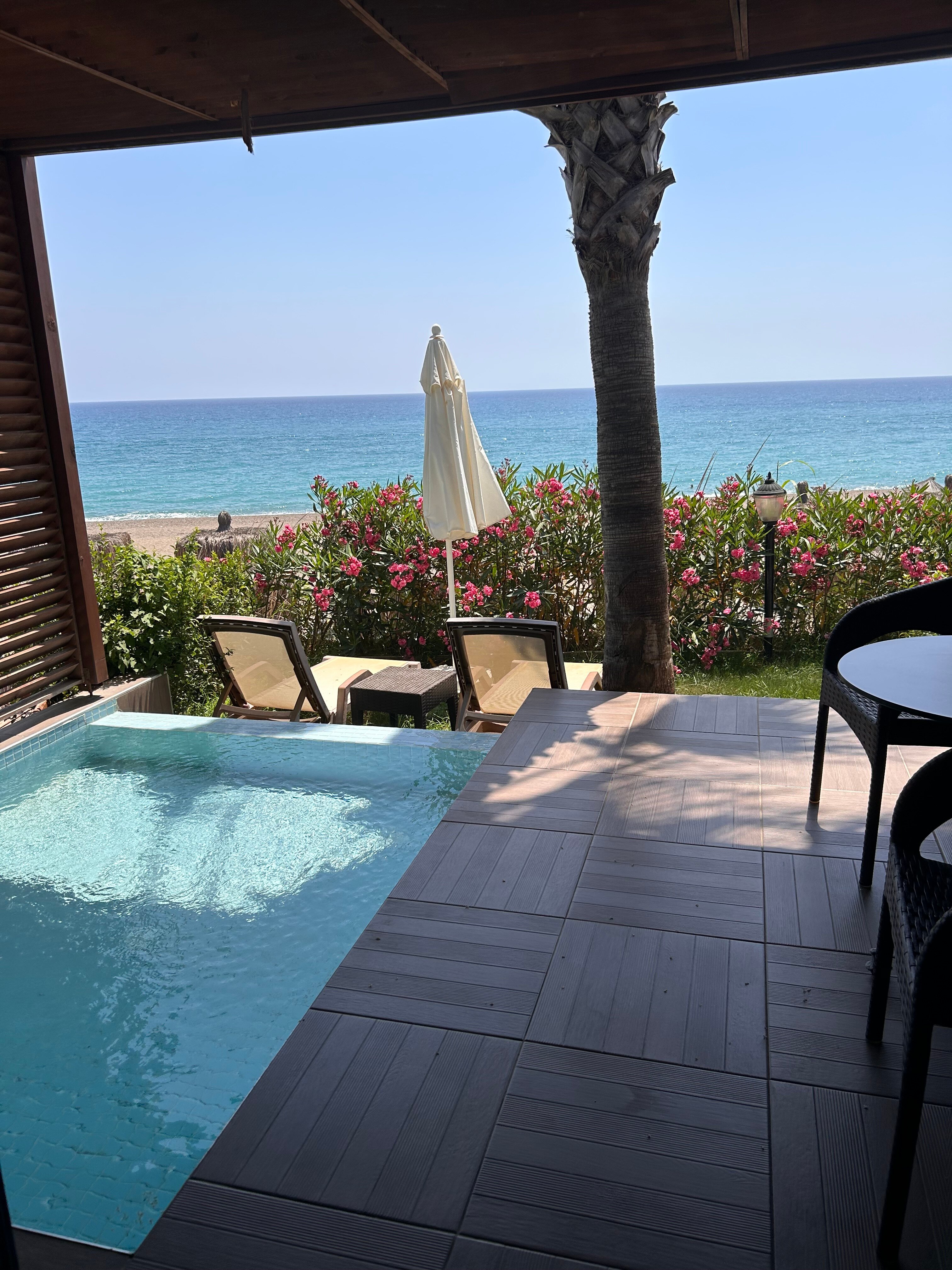 Adora Calma Beach Hotel-酒店景观