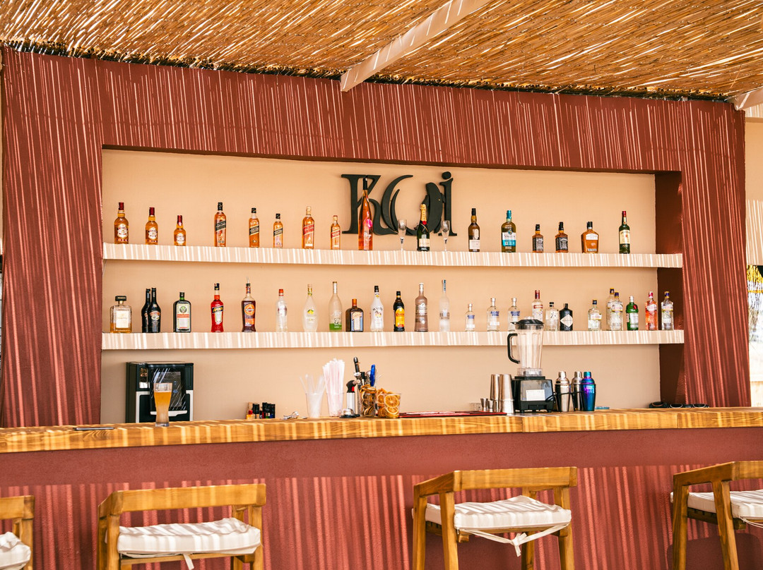 Koi Hotel & Beach