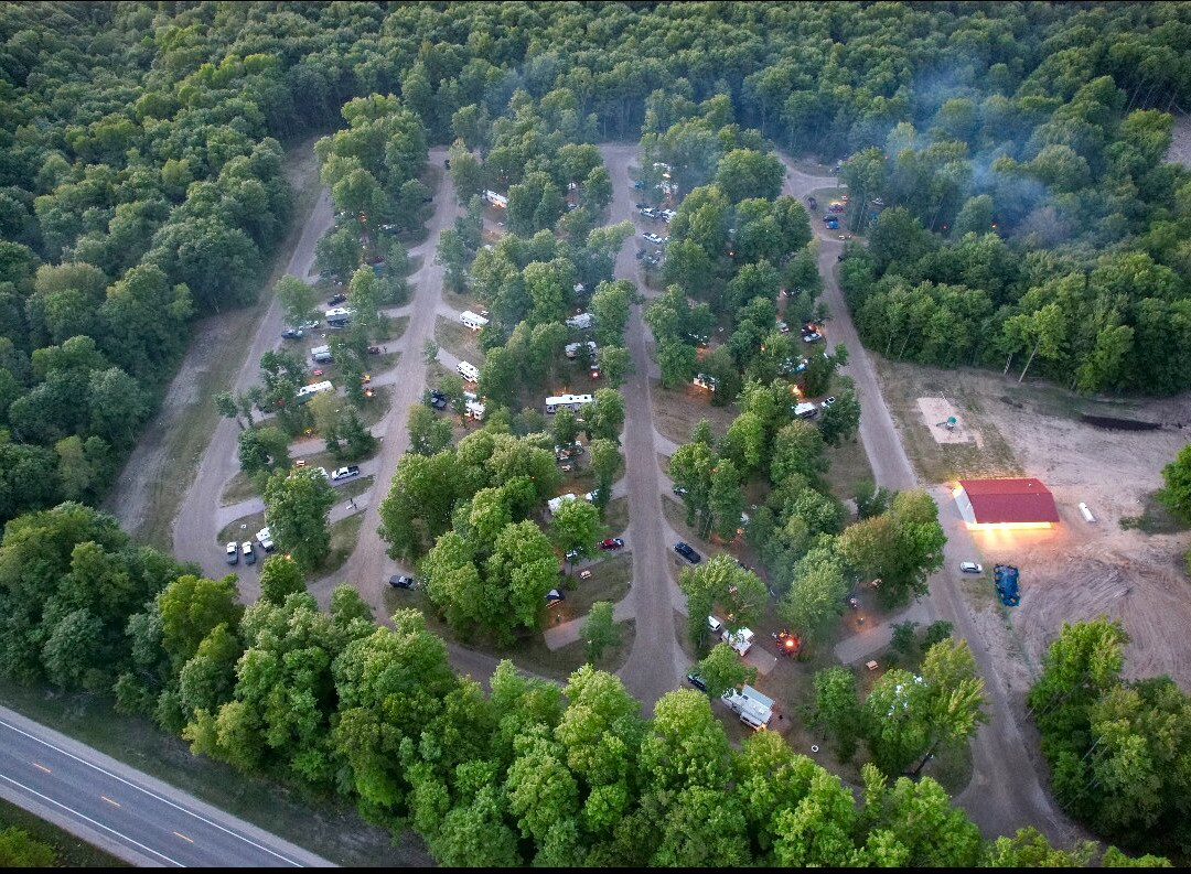 Mountain Valley Lodge & Campground主图