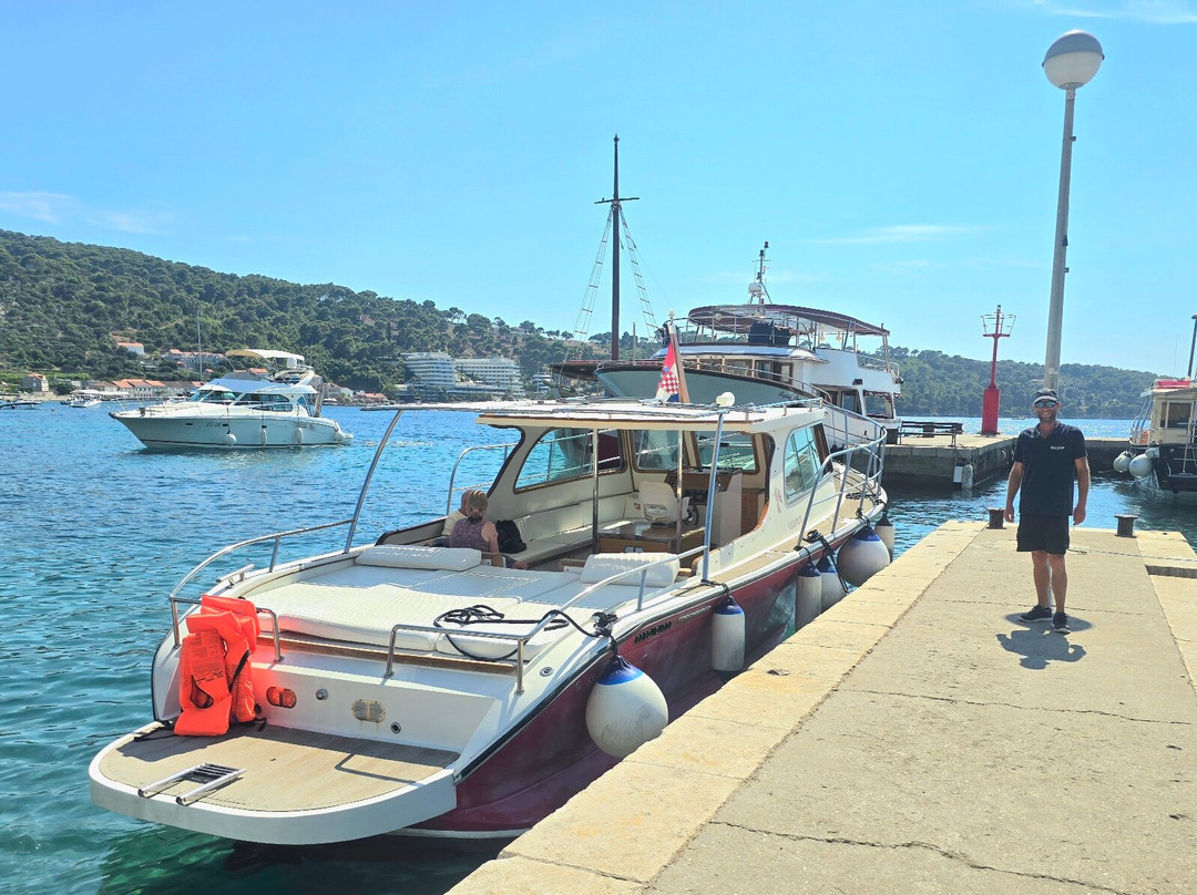 Galeb Boat Tours-Kolocep Island必去景点