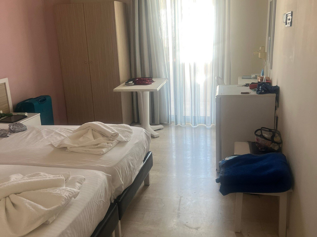 Costas & Chrysoula主图