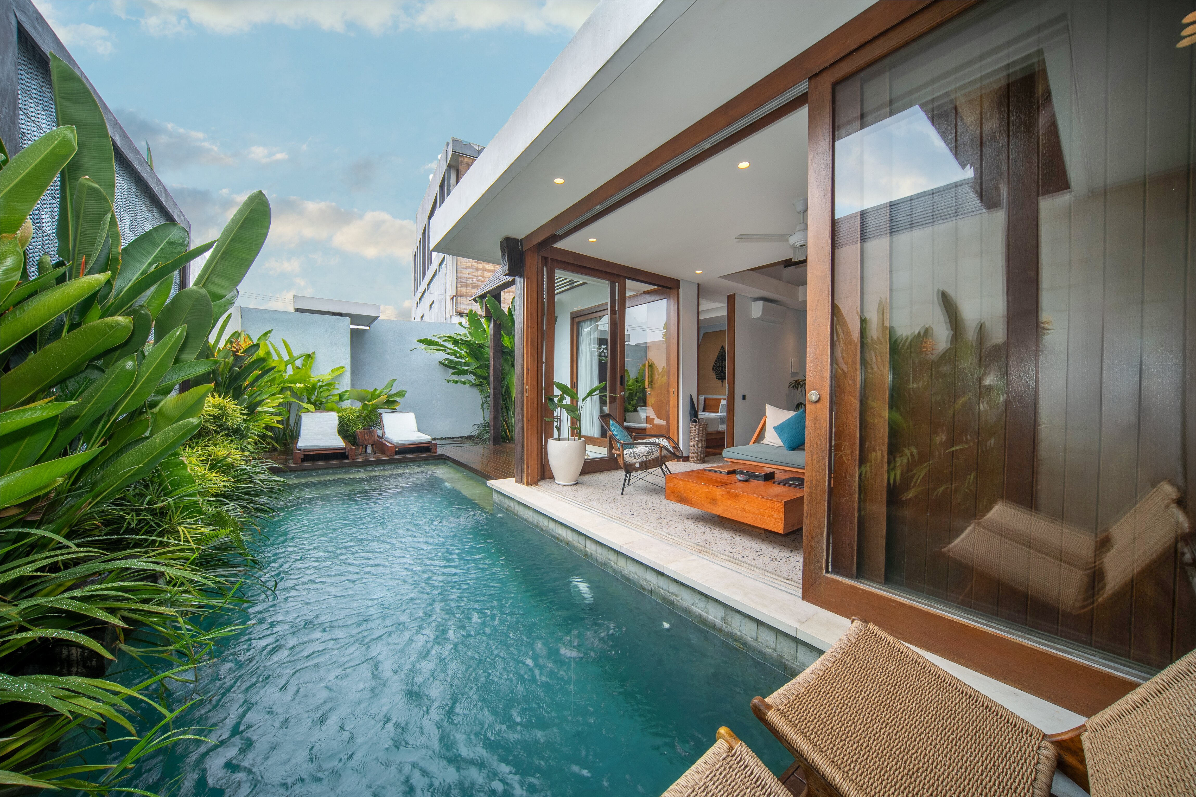 Sanora Villa Sanur By Ini Vie Hospitality-泳池