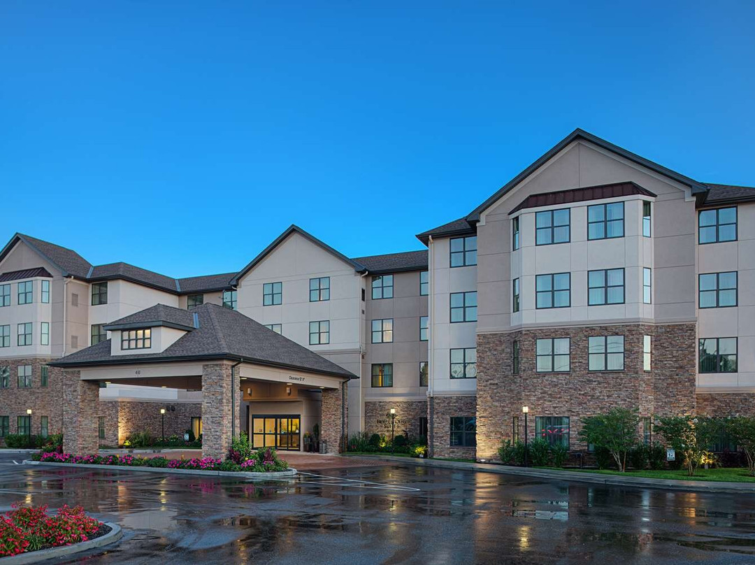 Westbury酒店住宿-纽约州韦斯特伯里希尔顿惠庭套房酒店